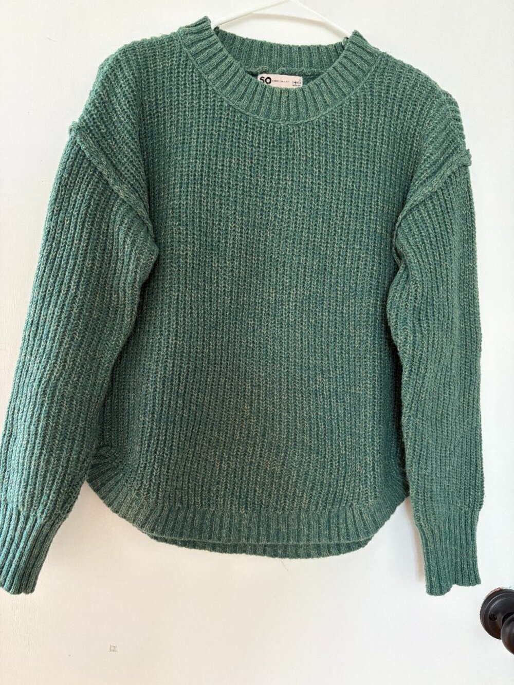 SO Goods for Life Curved Hem Green Knit Sweater - S